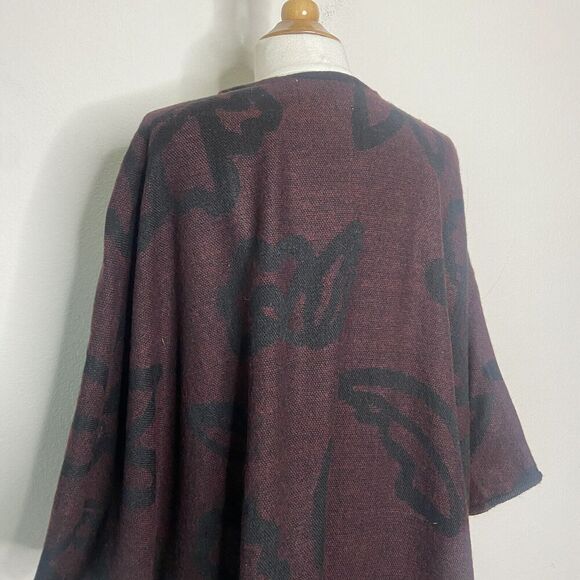 Cleobella Fringe Trim Burgundy Floral Poncho Wrap Cardigan O/S - Picture 12 of 14